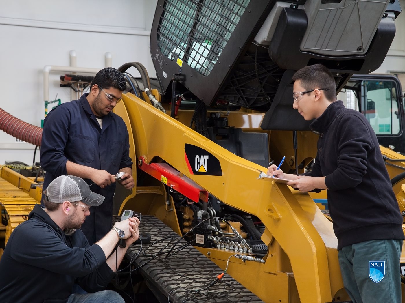 Industrial Heavy Equipment Technology NAIT   Industrial Heavy Equipment .aspx