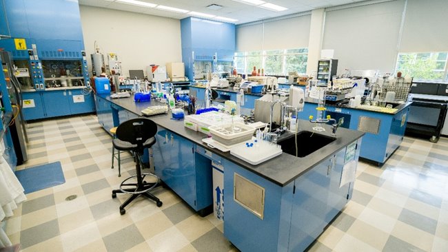 microbiology lab equipment